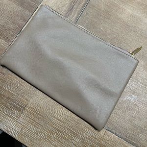 Beige clutch